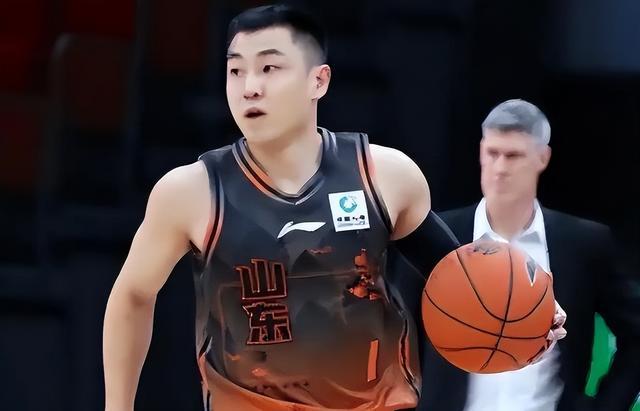 开云中国-转折点!山东男篮强势反弹,CBA季后赛赛后攻防权衡,目标明确,训练强度明显提升的简单介绍