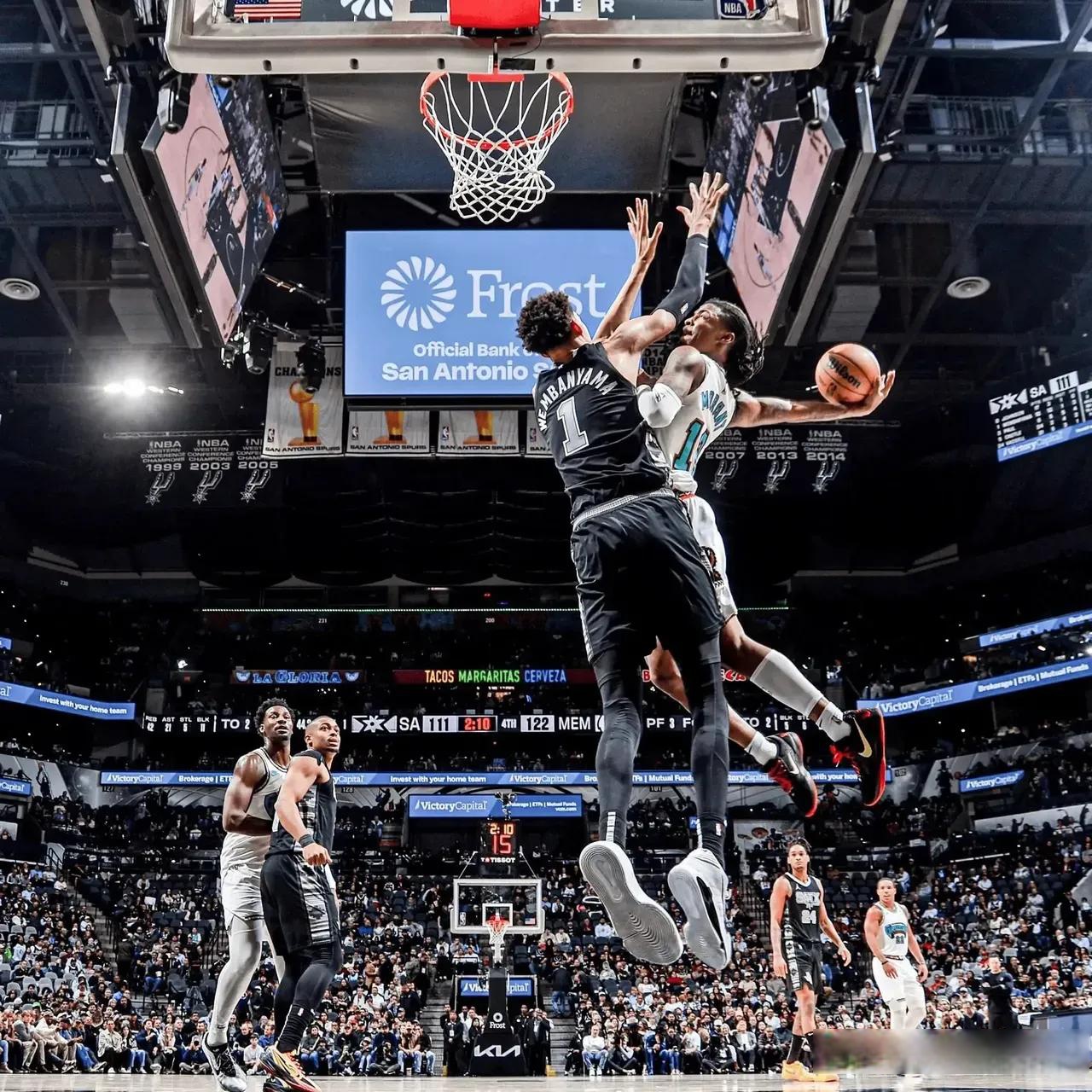 开云网页版-赛后突围战来临,底特律活塞围绕NBA常规赛复出首秀,悬念犹存,训练强度明显提升的简单介绍