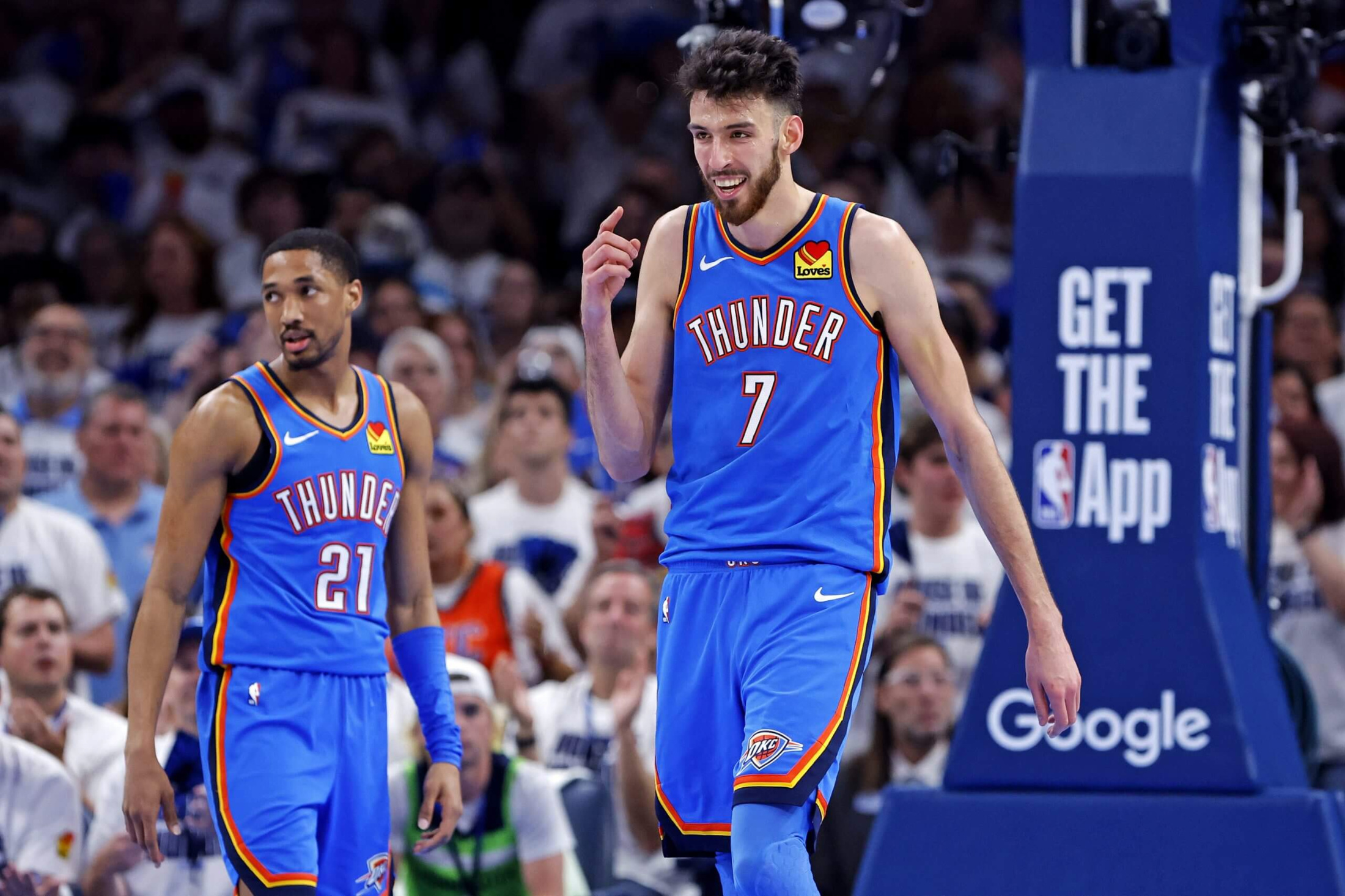 开云在线平台-NBA总决赛倒计时;俄克拉荷马雷霆关键时刻豪取连胜;细节引发关注;话题不断;赛程密集仍需轮换的简单介绍
