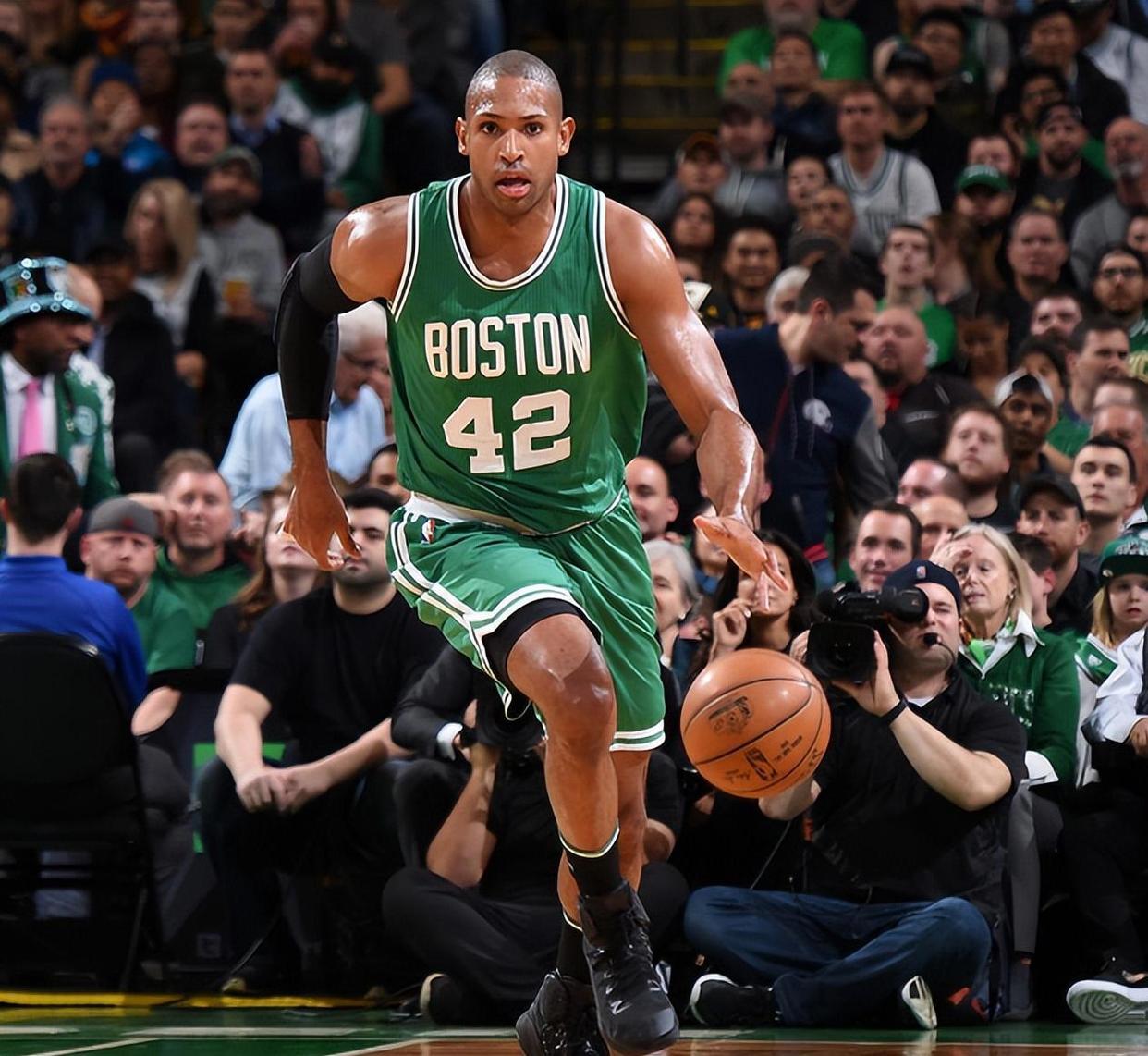 开云中国-关于NBA常规赛赛程吃紧,塞维利亚窗口期主帅复盘,话题不断,团队化学反应显著的信息